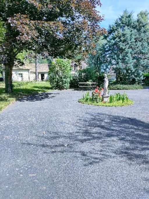 "Reves De Gamins", Gite De Campagne "La Camusiere" Proche Du Pole Europeen Et 24H Champagne  Exterior photo